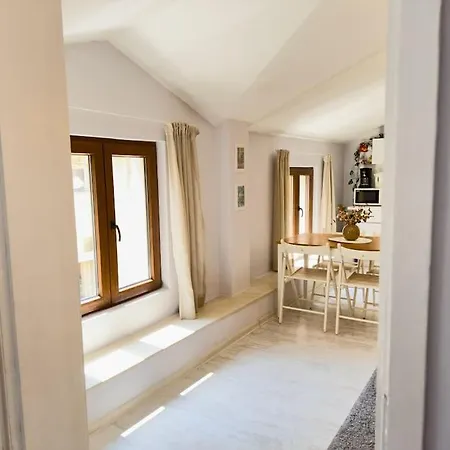 Apartment Copakapana Suite, By Holiwork Plovdiv