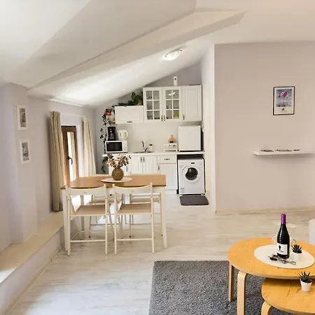 Apartment Copakapana Suite, By Holiwork Plovdiv