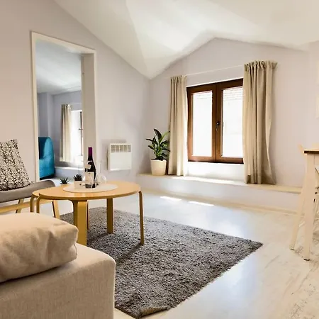 Apartment Copakapana Suite, By Holiwork Plovdiv