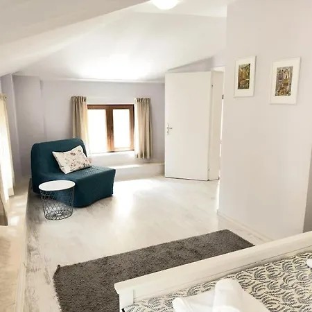 Apartment Copakapana Suite, By Holiwork
