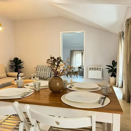 Copakapana Suite, By Holiwork Apartment